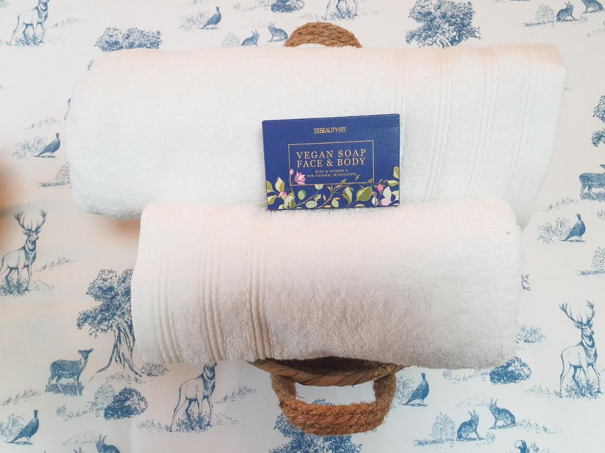 Semi Troglodyte En Foret Massage Et Diner Romantique